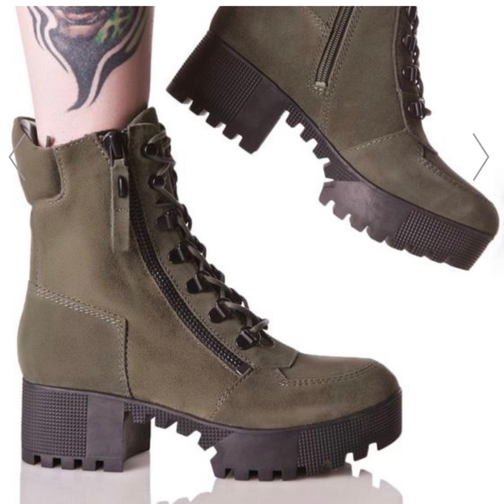 Kendall and Kylie green suede combat boots 7 1/2